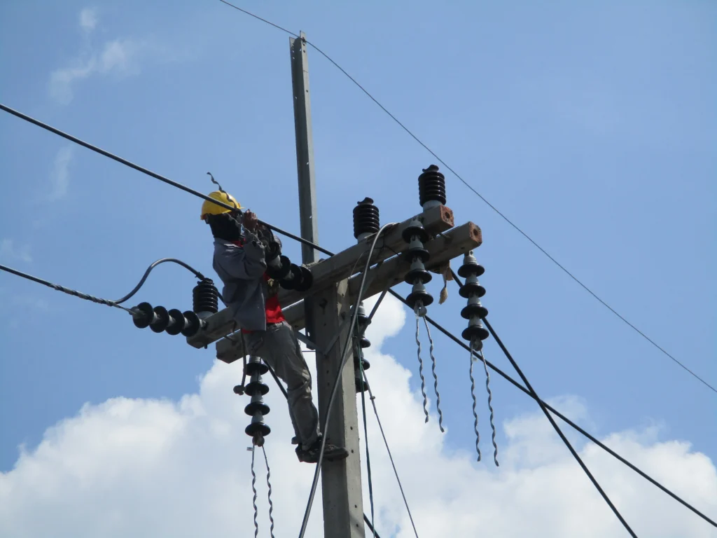 เดินสายไฟ ราคากลาง งานติดตั้งระบบไฟฟ้า