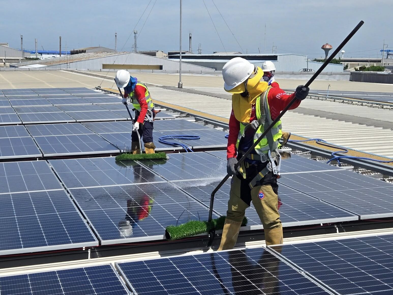 งานซ่อมบำรุง โซล่าเซลล์