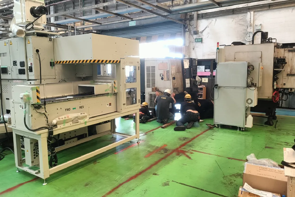 CSK รับย้ายเครื่องจักร โดยทีมงานมืออาชีพ