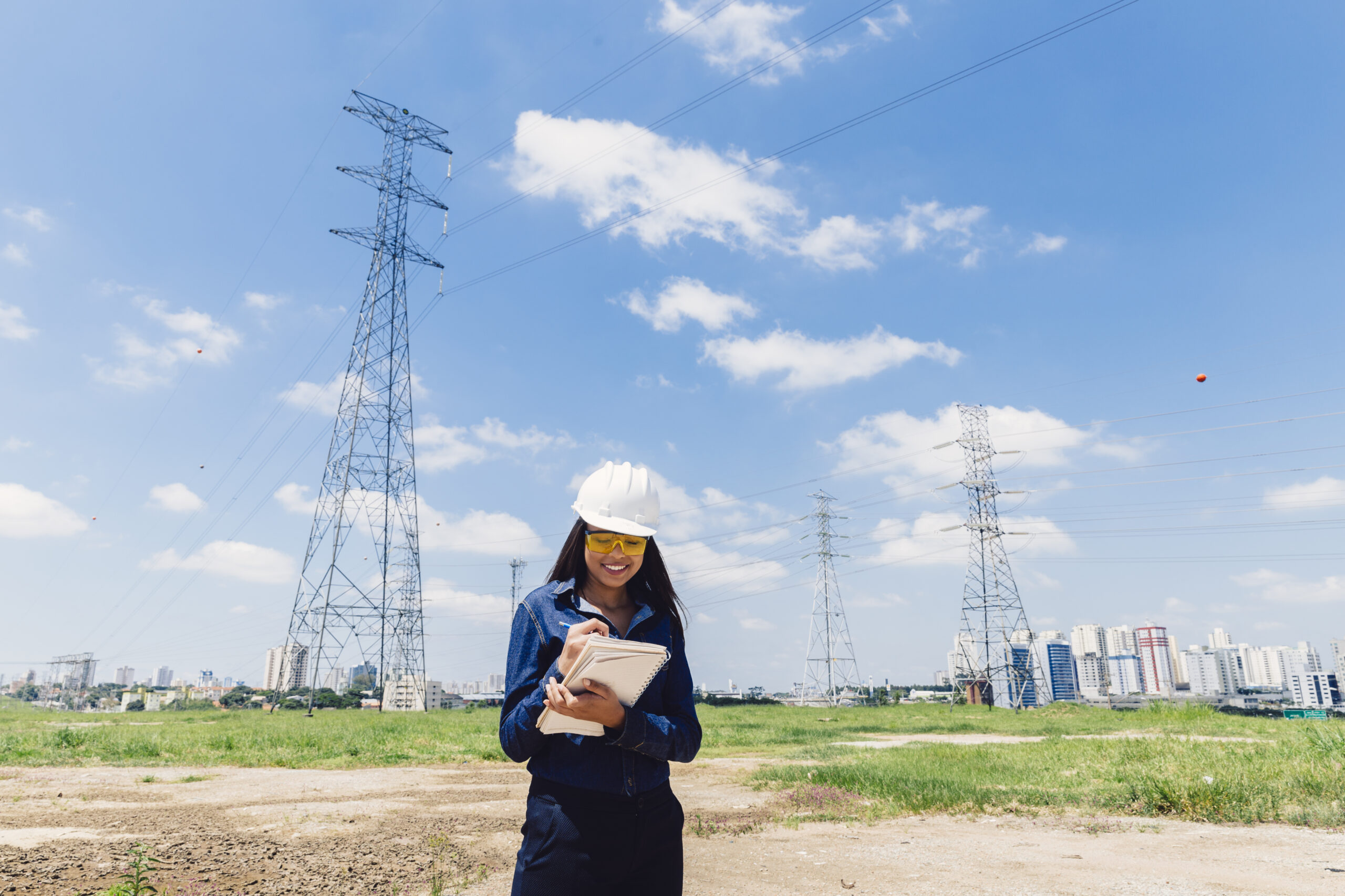 การแบ่งระดับแรงดันไฟฟ้าแรงสูง MV และ HV ตามมาตรฐาน IEC 60038 สำหรับงานวิศวกรรมไฟฟ้า