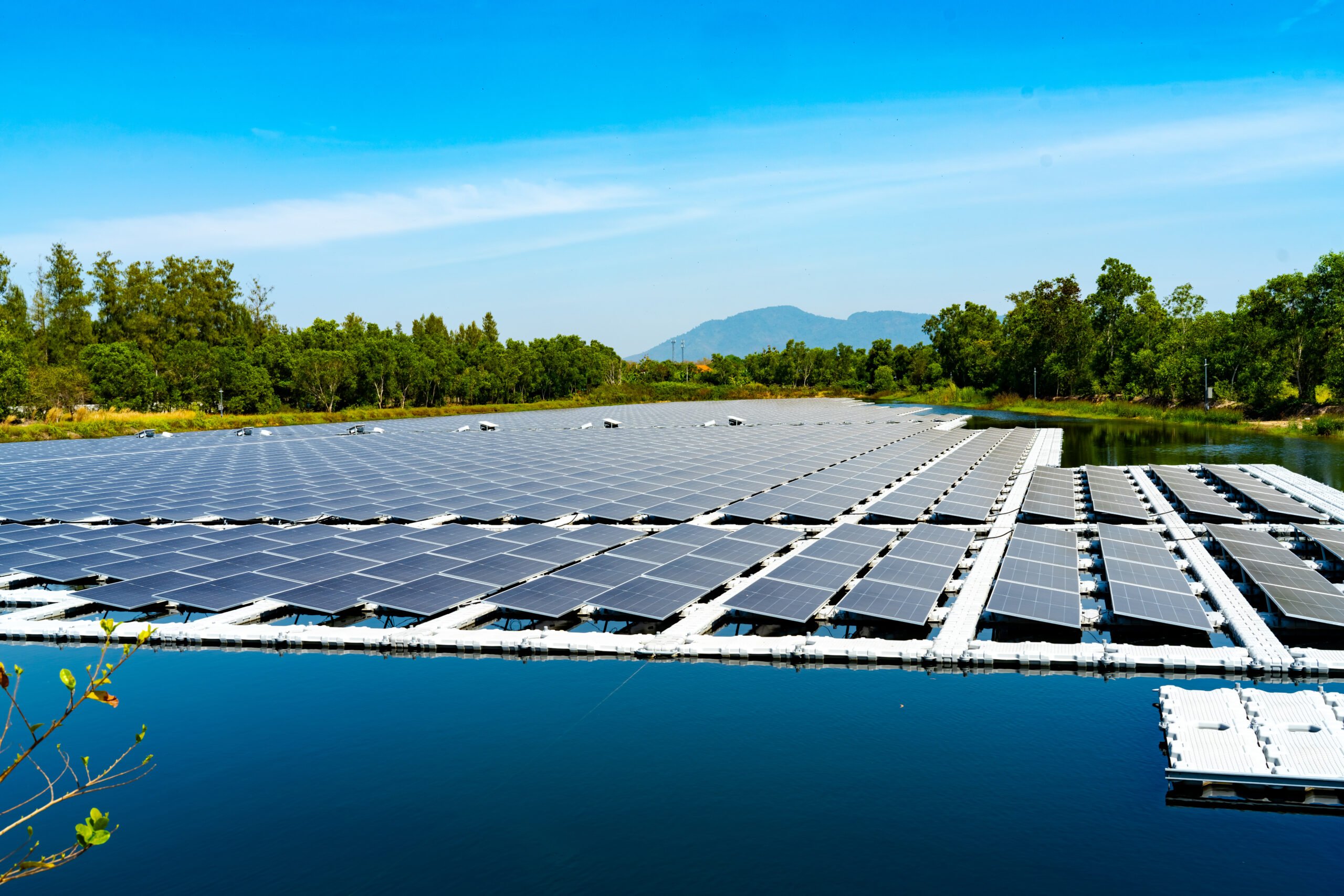 Solar Floating ลอยน้ำ